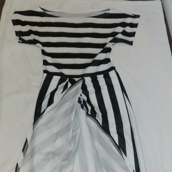 Women's Casual Short Sleeve Striped Midi Dress - Picture 4 of 8